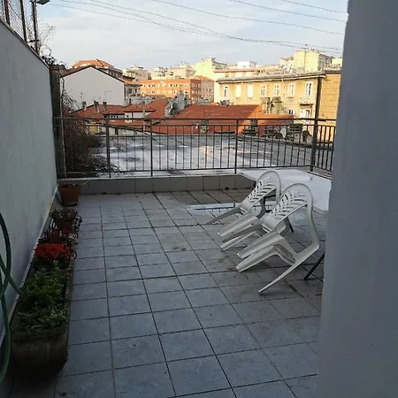 Apartment Diana's House